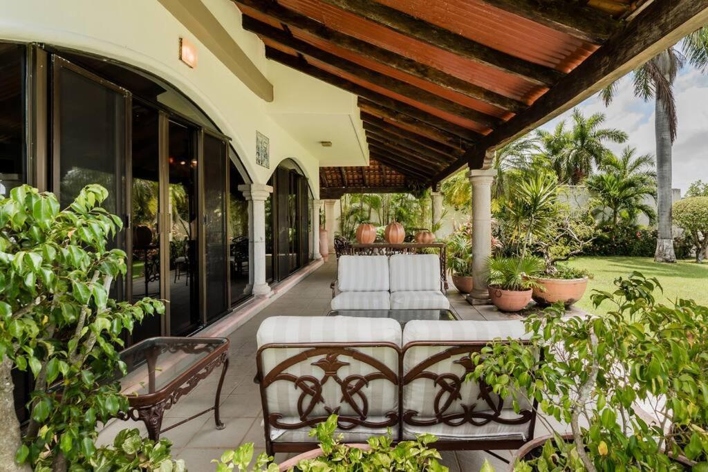 CASA REAL- Increíble villa sobre la laguna by CASA PARAISO Cancún Exterior foto